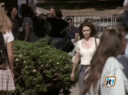 Charmed-Online-dot-NL-BeverlyHills90201-4x27-2416.jpg