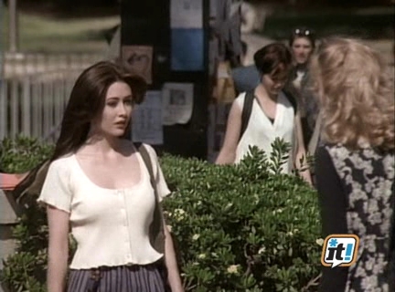 Charmed-Online-dot-NL-BeverlyHills90201-4x27-2420.jpg