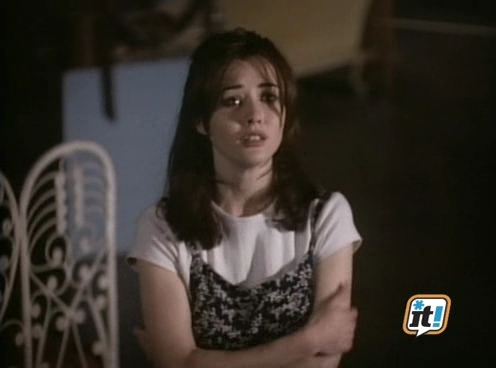 Charmed-Online-dot-NL-BeverlyHills90201-4x29-1881.jpg