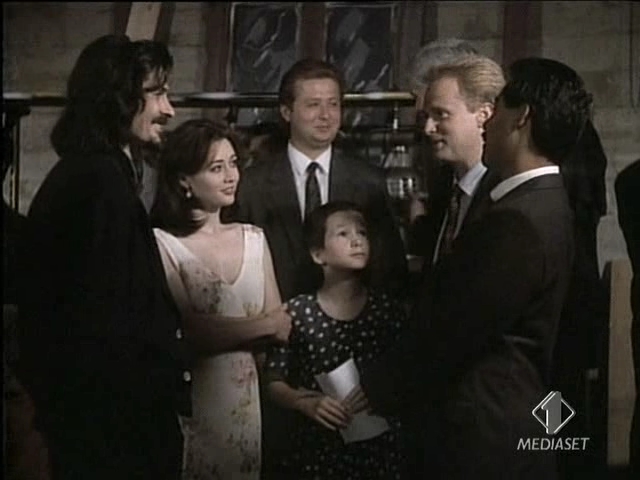 Charmed-Online-dot-NL-BeverlyHills90201-4x30-0992.jpg