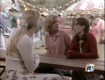 Charmed-Online-dot-NL-BeverlyHills90201-4x31-1338.jpg