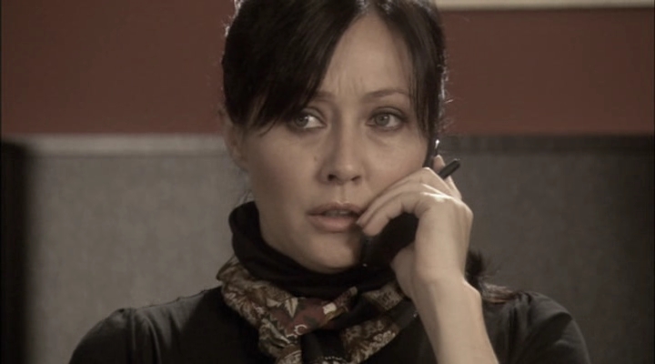 Charmed-Online-dot-net_ChristmasCarper0434.jpg