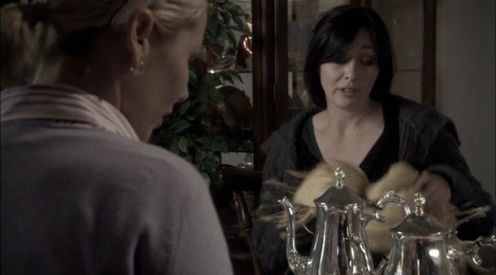 Charmed-Online-dot-net_ChristmasCarper2447.jpg