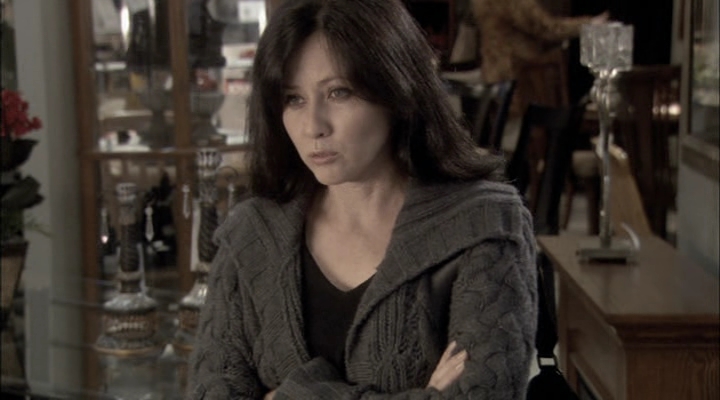 Charmed-Online-dot-net_ChristmasCarper2852.jpg