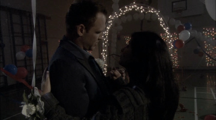 Charmed-Online-dot-net_ChristmasCarper3319.jpg