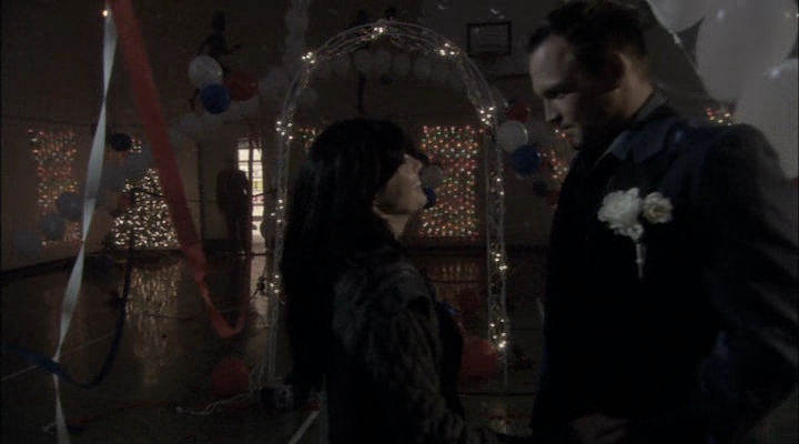 Charmed-Online-dot-net_ChristmasCarper3351.jpg