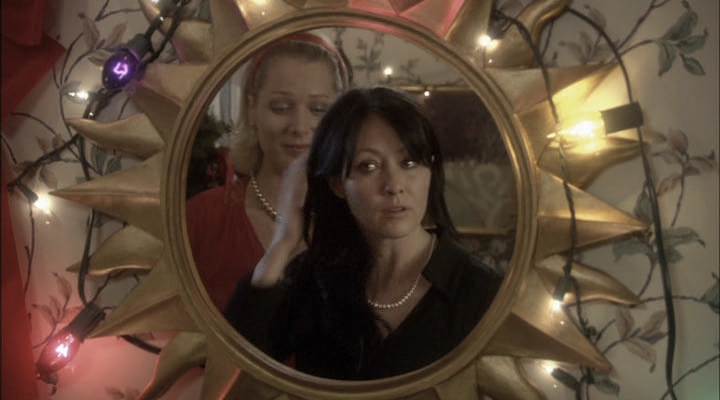 Charmed-Online-dot-net_ChristmasCarper3555.jpg