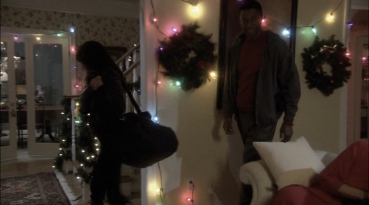 Charmed-Online-dot-net_ChristmasCarper4533.jpg