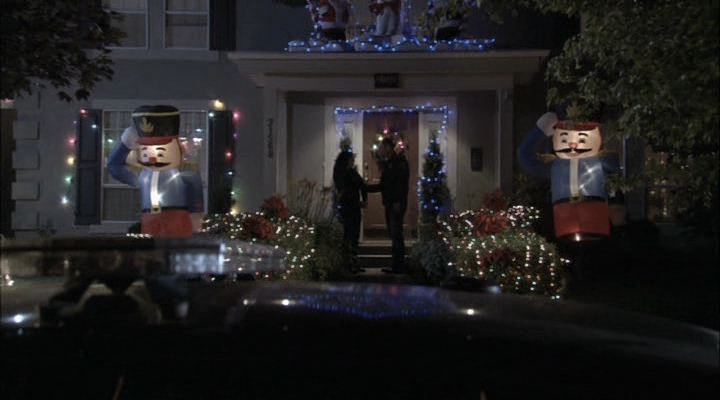 Charmed-Online-dot-net_ChristmasCarper4661.jpg