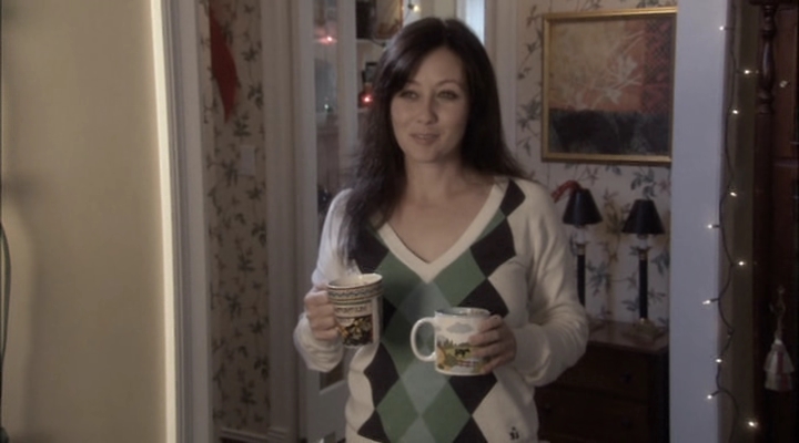 Charmed-Online-dot-net_ChristmasCarper4785.jpg