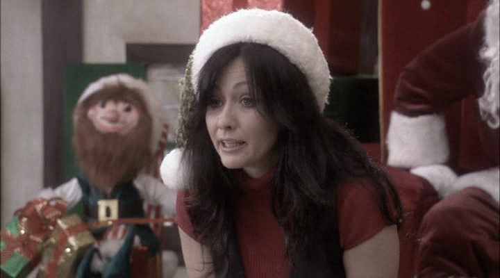 Charmed-Online-dot-net_ChristmasCarper4980.jpg