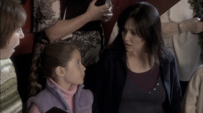 Charmed-Online-dot-net_ChristmasCarper1816.jpg