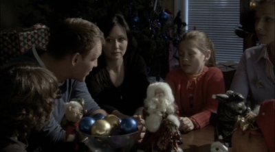 Charmed-Online-dot-net_ChristmasCarper2710.jpg