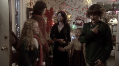 Charmed-Online-dot-net_ChristmasCarper3615.jpg