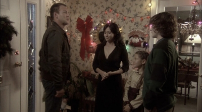 Charmed-Online-dot-net_ChristmasCarper3624.jpg