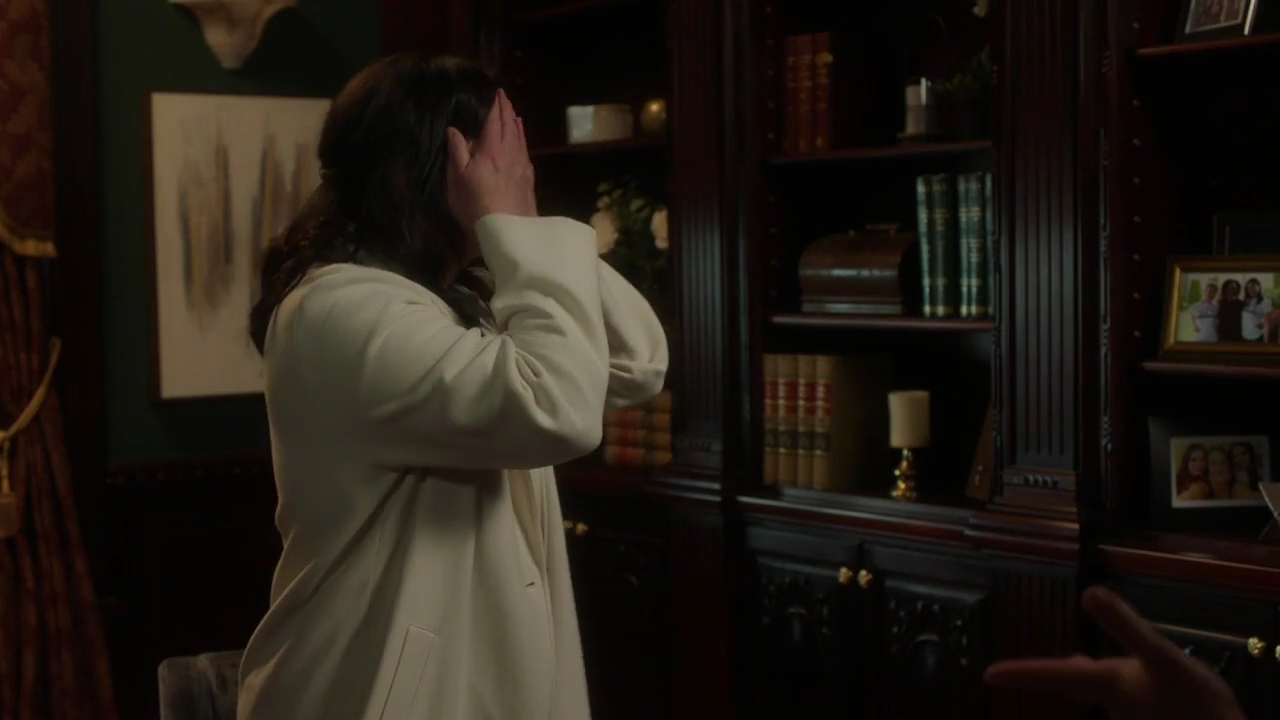 Charmed-Online-dot-nl_DyingToBelong3812.jpg