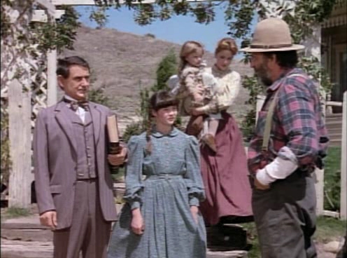 Charmed-Online-dot-NL-LittleHouseonthePrairie_BlessAlltheDearChildren0294.jpg