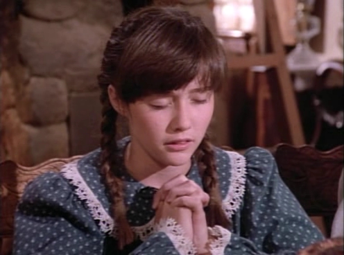 Charmed-Online-dot-NL-LittleHouseonthePrairie_BlessAlltheDearChildren4168.jpg