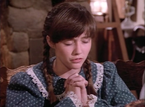 Charmed-Online-dot-NL-LittleHouseonthePrairie_BlessAlltheDearChildren4171.jpg