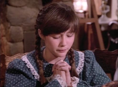 Charmed-Online-dot-NL-LittleHouseonthePrairie_BlessAlltheDearChildren4180.jpg