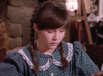 Charmed-Online-dot-NL-LittleHouseonthePrairie_BlessAlltheDearChildren4182.jpg