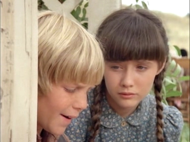 Charmed-Online-dot-NL-LittleHouseonthePrairie_LookBacktoYesterday0348.jpg