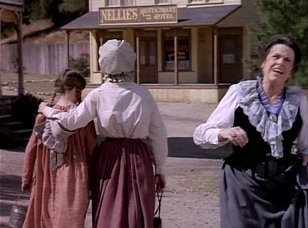 Charmed-Online-dot_nl-LittleHouseonthePrairie9x01-0318.jpg