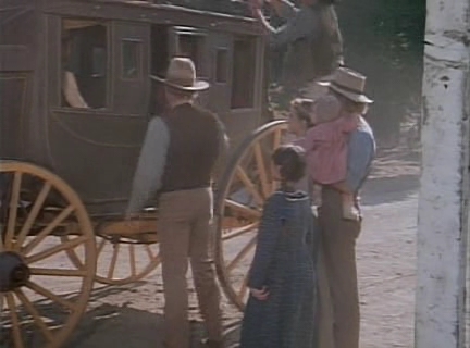 Charmed-Online-dot-NLCharmed-Online-dot-NL-LittleHouseonthePrairie9x10-0063.jpg