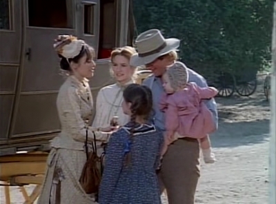 Charmed-Online-dot-NLCharmed-Online-dot-NL-LittleHouseonthePrairie9x10-0112.jpg