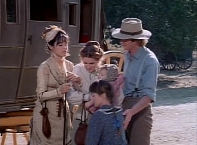 Charmed-Online-dot-NLCharmed-Online-dot-NL-LittleHouseonthePrairie9x10-0147.jpg