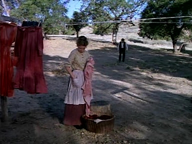 Charmed-Online-dot-NLCharmed-Online-dot-NL-LittleHouseonthePrairie9x12-1797.jpg