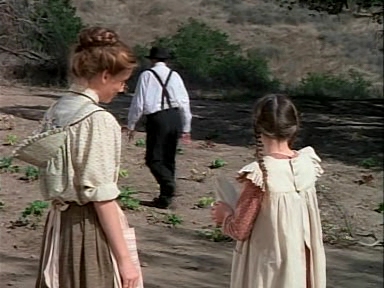 Charmed-Online-dot-NLCharmed-Online-dot-NL-LittleHouseonthePrairie9x12-2416.jpg