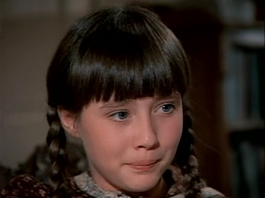 Charmed-Online-dot-NLCharmed-Online-dot-NL-LittleHouseonthePrairie9x12-2598.jpg