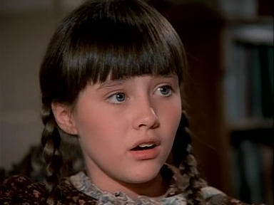 Charmed-Online-dot-NLCharmed-Online-dot-NL-LittleHouseonthePrairie9x12-2605.jpg