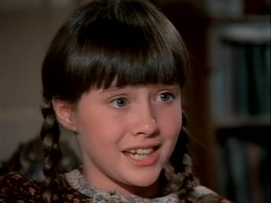 Charmed-Online-dot-NLCharmed-Online-dot-NL-LittleHouseonthePrairie9x12-2623.jpg