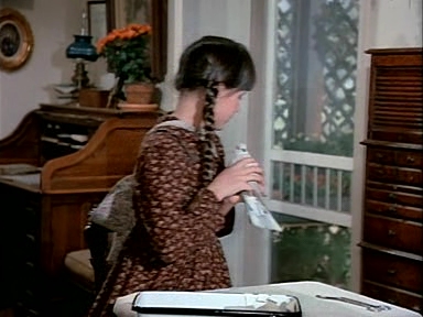 Charmed-Online-dot-NLCharmed-Online-dot-NL-LittleHouseonthePrairie9x12-2710.jpg