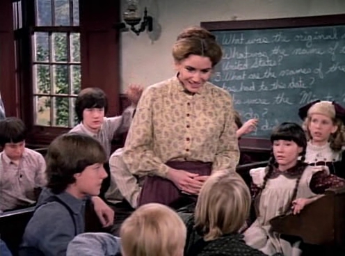 Charmed-Online-dot-NL-LittleHouseonthePrairie9x15-0156.jpg