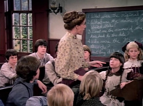 Charmed-Online-dot-NL-LittleHouseonthePrairie9x15-0160.jpg