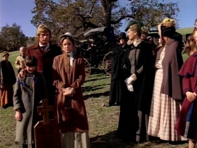 Charmed-Online-dot-NL-LittleHouseonthePrairie9x18-0640.jpg