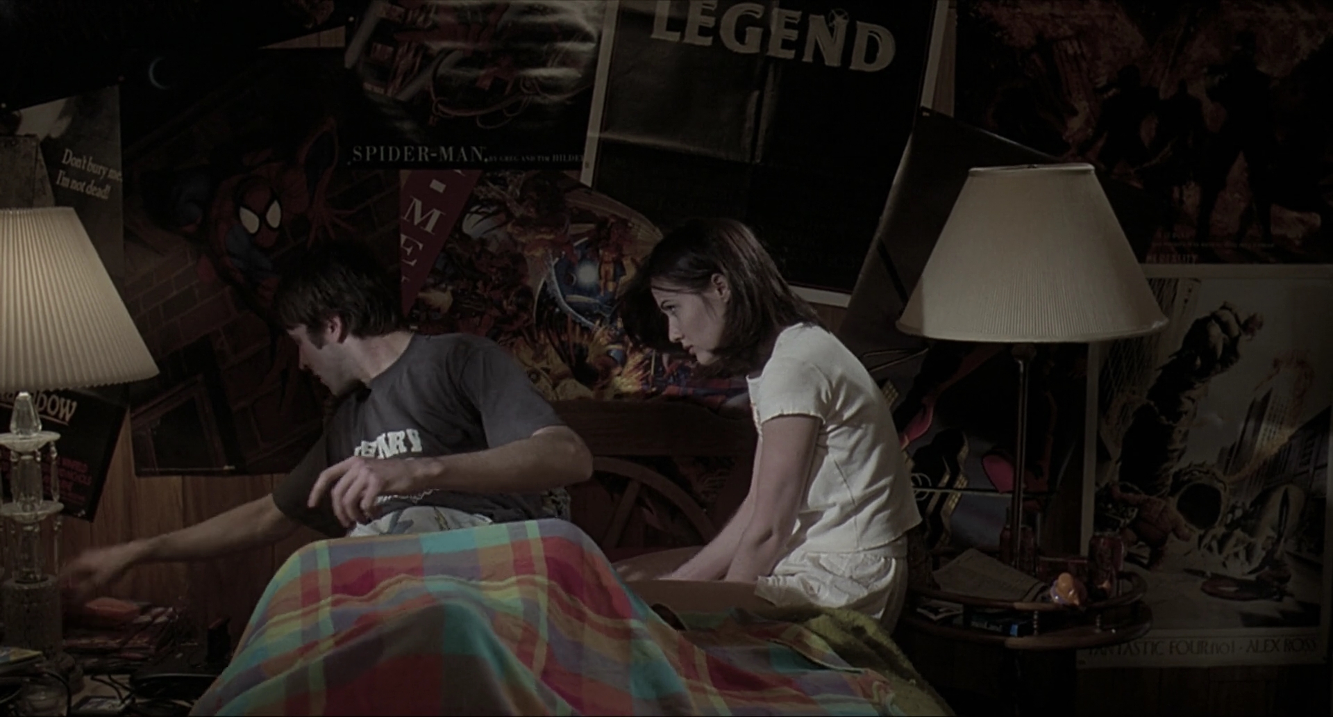 Charmed-Online-dot-net_Mallrats0905.jpg