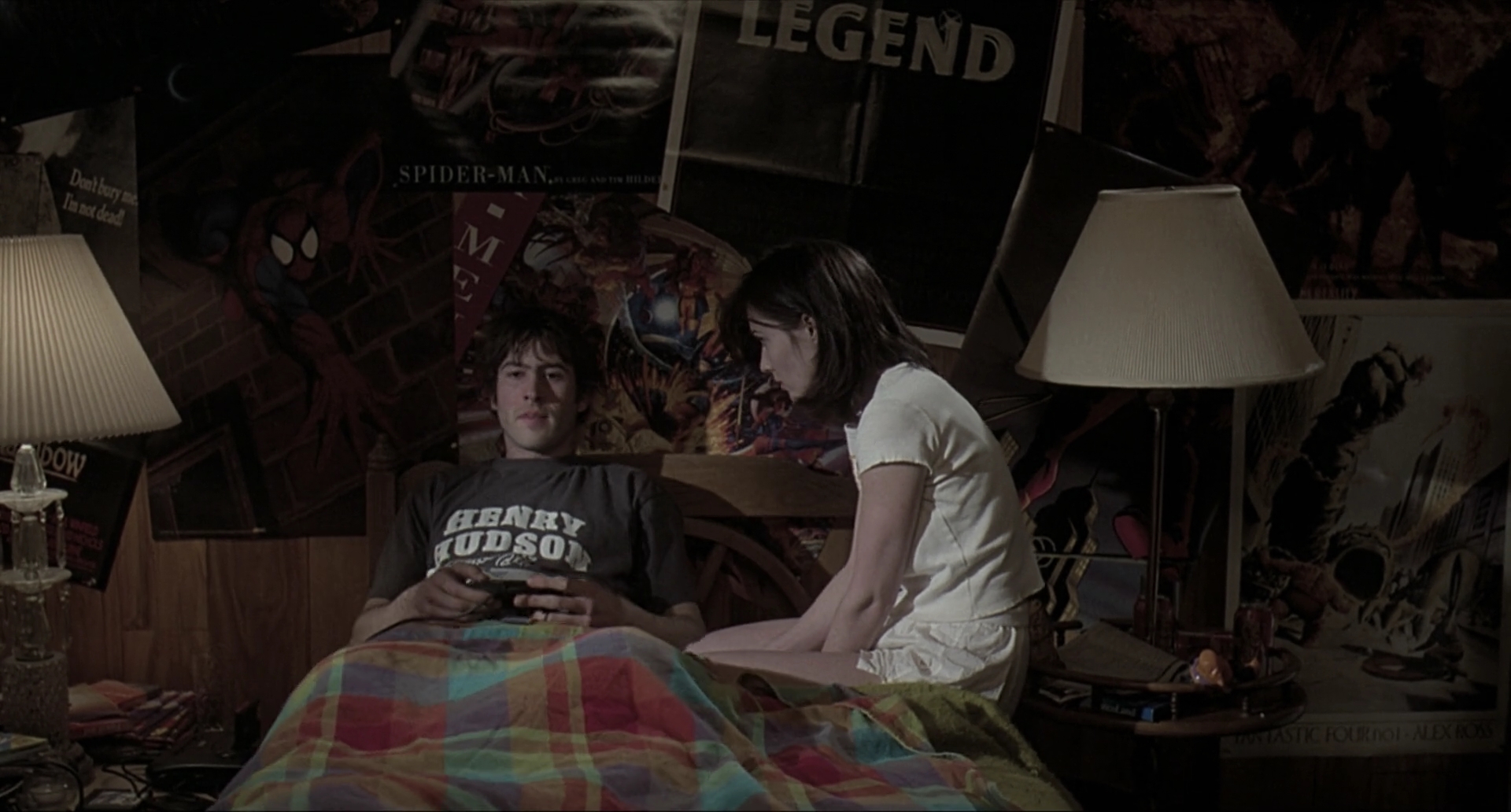 Charmed-Online-dot-net_Mallrats0908.jpg