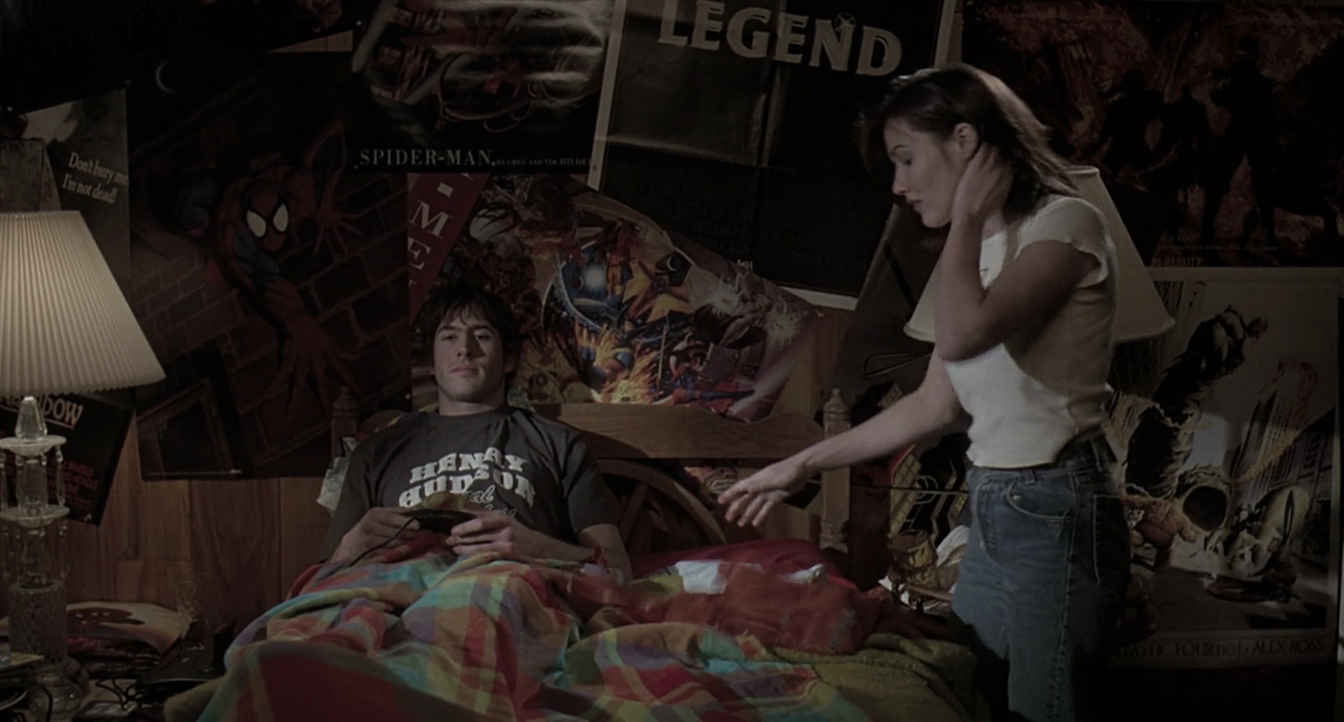 Charmed-Online-dot-net_Mallrats0965.jpg