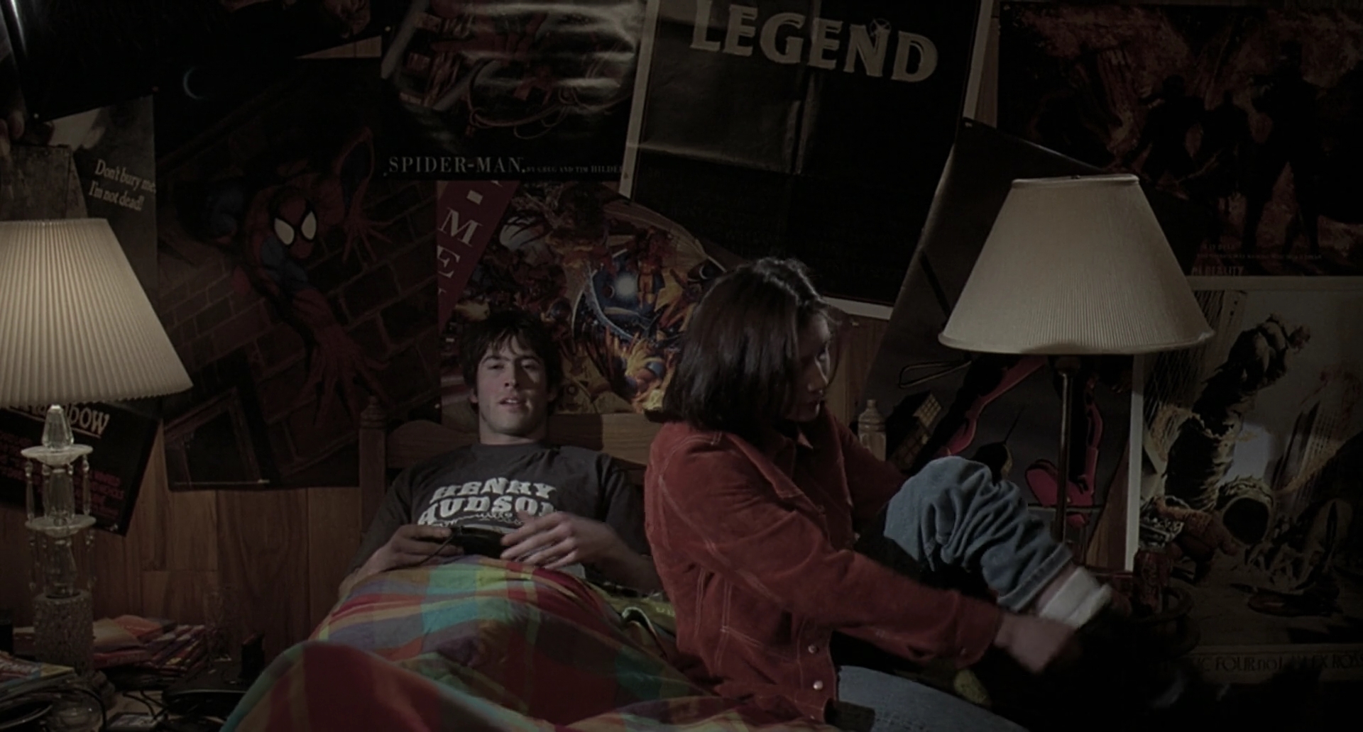 Charmed-Online-dot-net_Mallrats1003.jpg