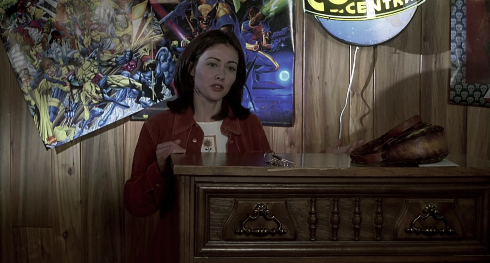 Charmed-Online-dot-net_Mallrats1017.jpg