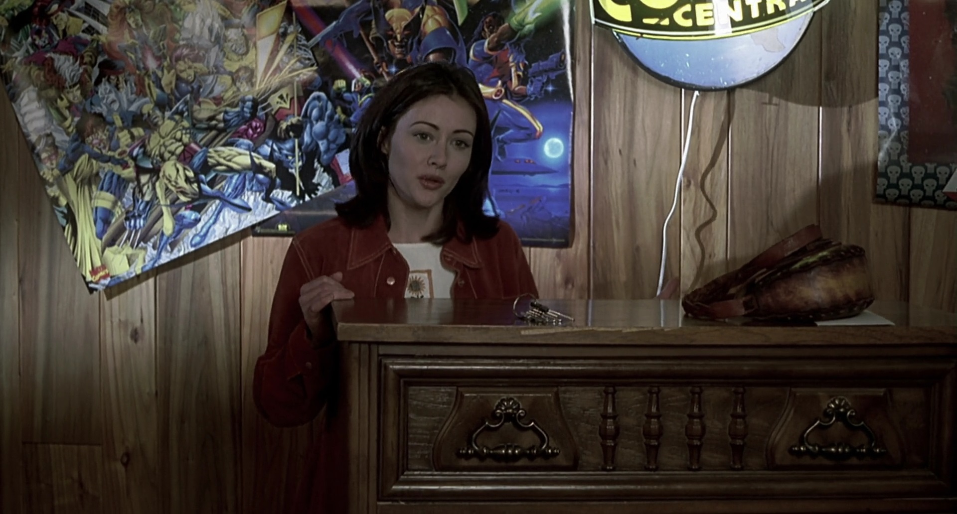 Charmed-Online-dot-net_Mallrats1018.jpg