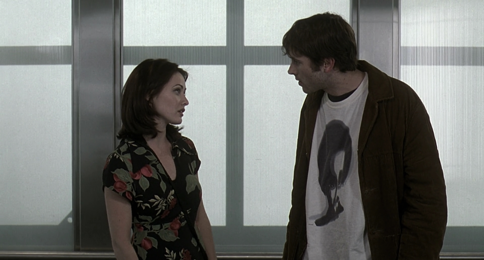 Charmed-Online-dot-net_Mallrats3119.jpg