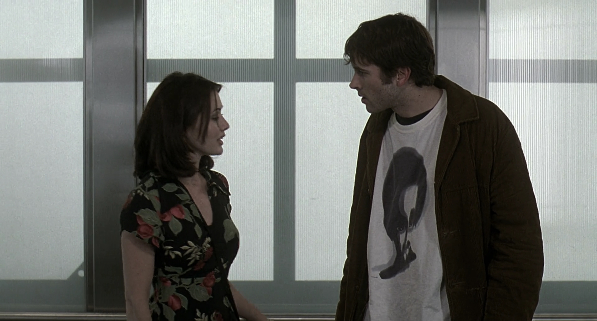 Charmed-Online-dot-net_Mallrats3122.jpg