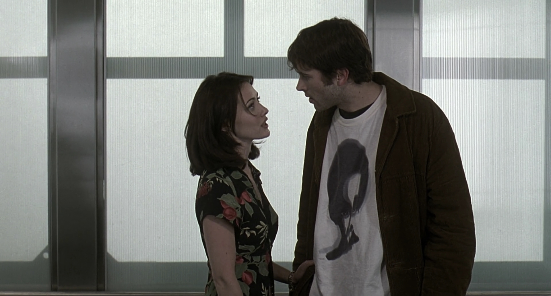 Charmed-Online-dot-net_Mallrats3127.jpg