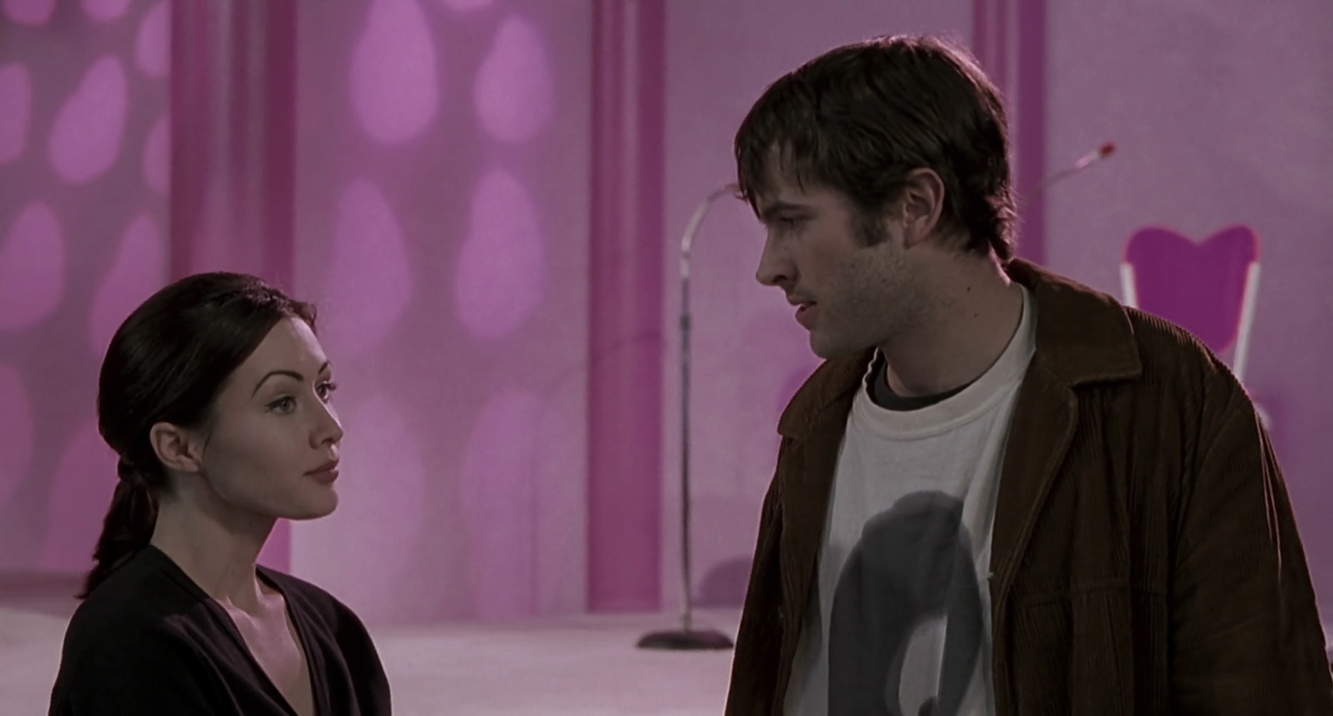 Charmed-Online-dot-net_Mallrats6638.jpg