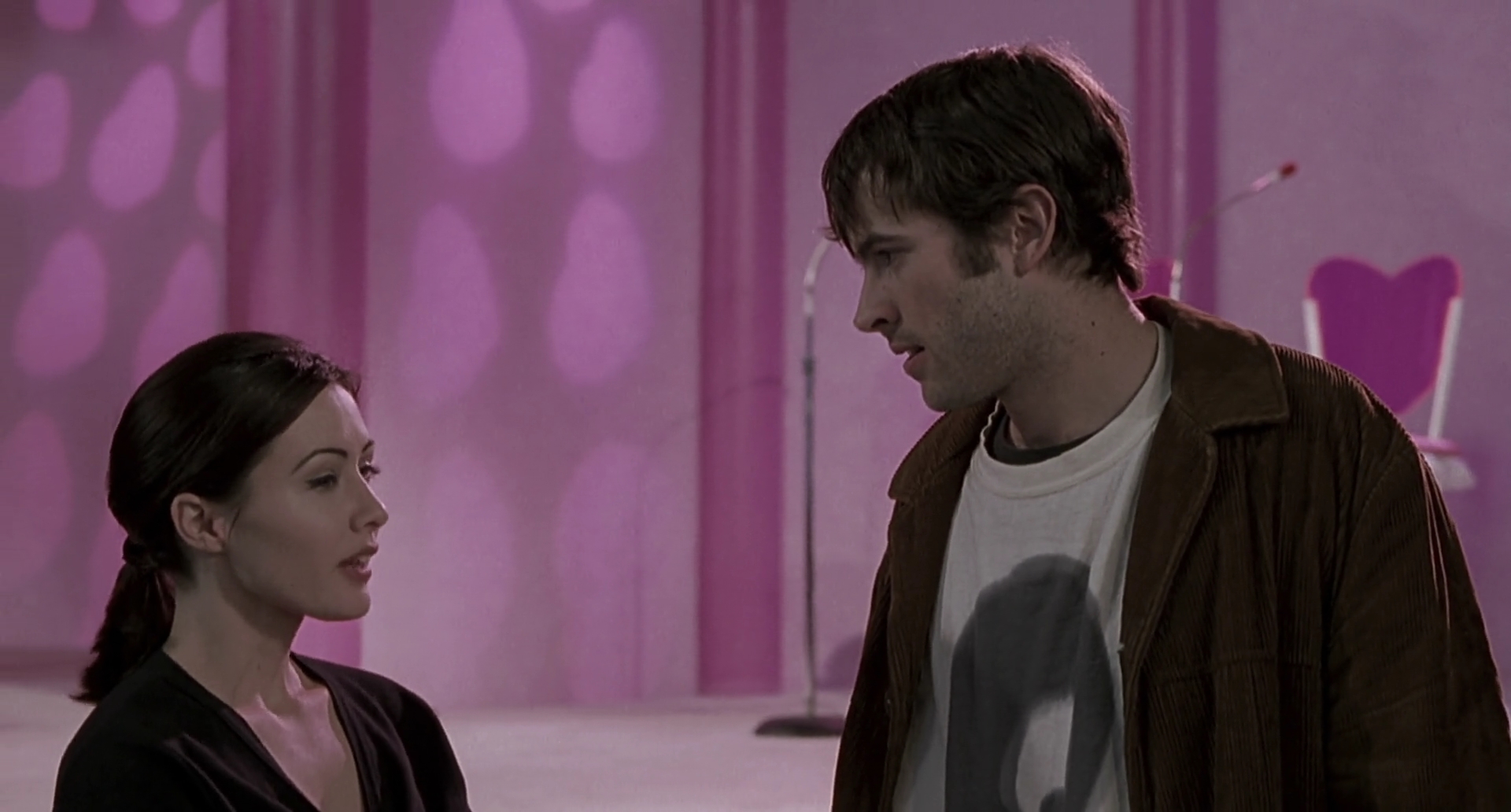 Charmed-Online-dot-net_Mallrats6639.jpg